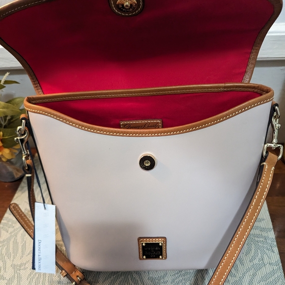 Dooney & Bourke - Picture 8 of 12